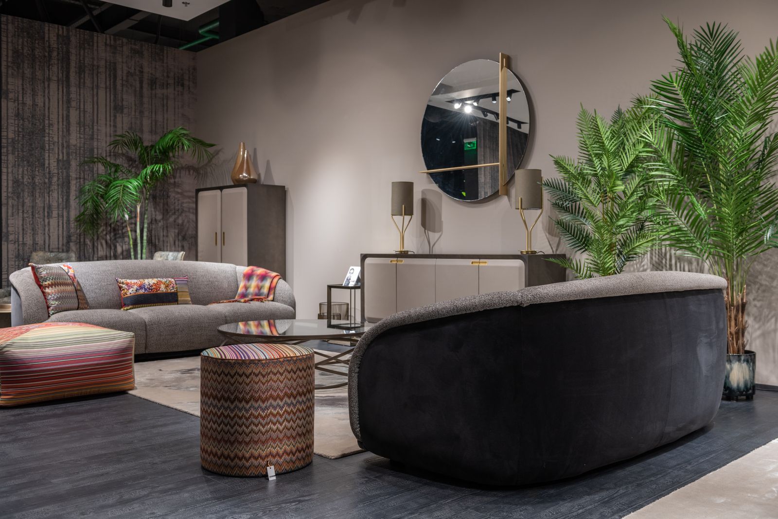 A furniture store that stopped losing orders